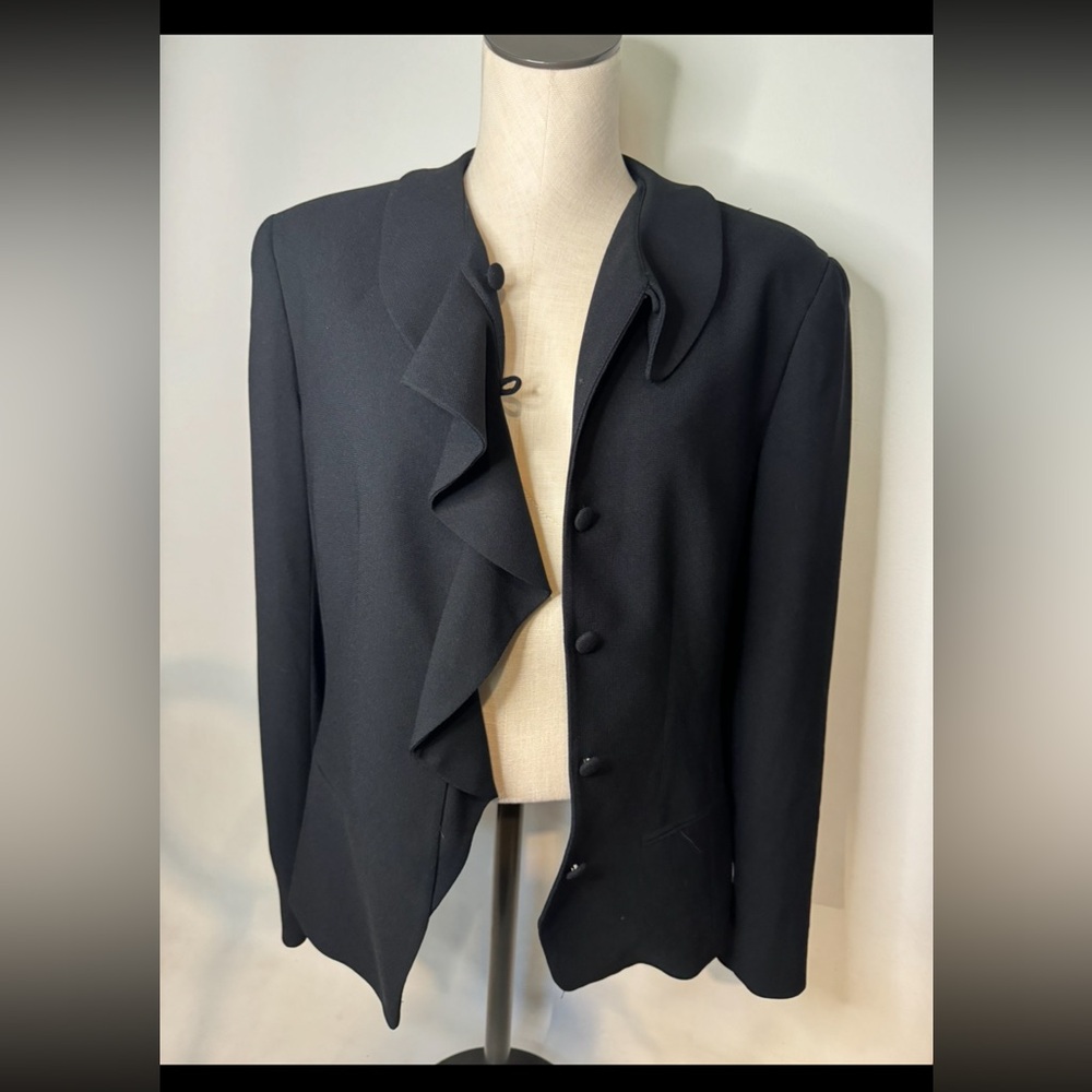 Vintage Liz Claiborne  Elegant Black Women's Jacket 10 long sleeve